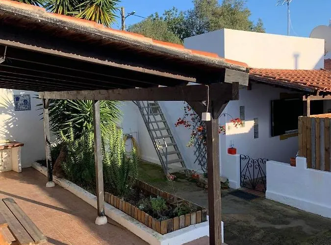 A Casa Da Avo Custodinha Nyaraló